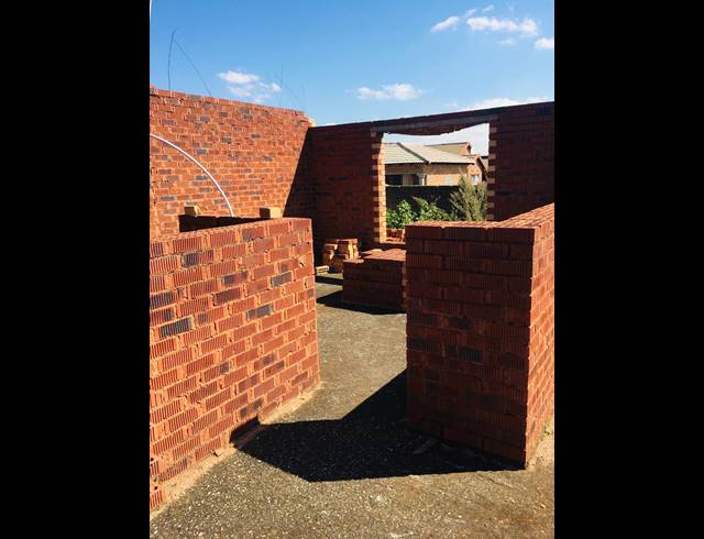 3 BEDROOM FREEHOLD FOR SALE IN KWA THEMA